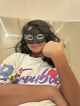 Snapshot of Cutie_Seema chatting on 05.23.26 Cutie Seema online show from 05.23.26