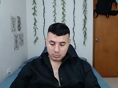 ENZO444  online show from 12.15.25