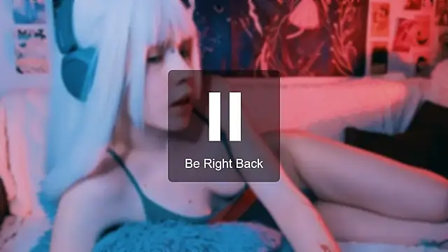 PeacchyPawss online show from 02.04.26