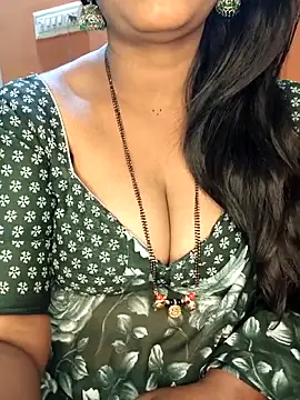 Snapshot of Rachu_love chatting on 02.04.26 Rachu love online show from 02.04.26