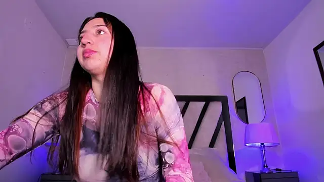 Snapshot of ivyy_blue1 chatting on 12.16.25 ivyy blue1 online show from 12.16.25