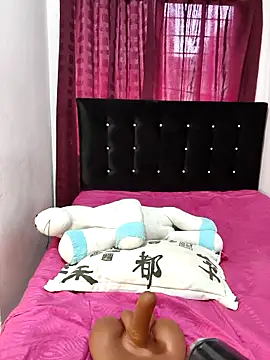 Sophia Moons  online show from 04.29.26