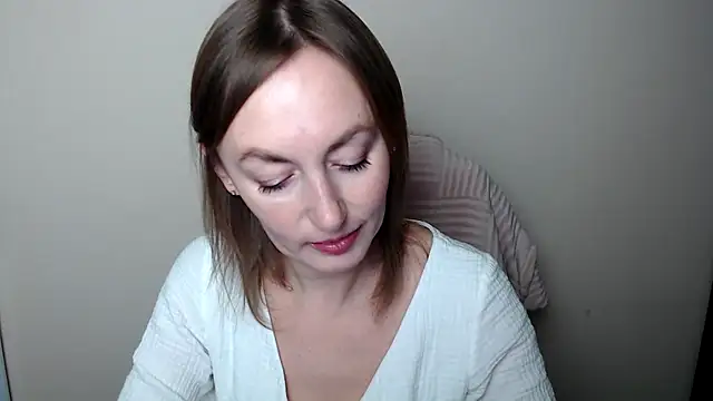 LiaSeass  online show from 02.14.26