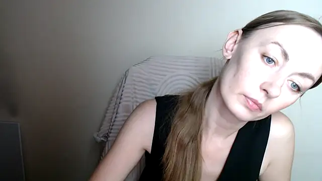 LiaSeass  online show from 06.26.26