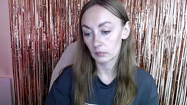 LiaSeass  online show from 07.13.26