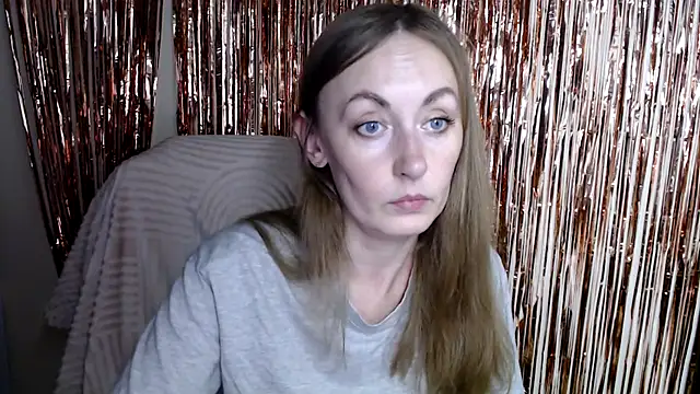 LiaSeass  online show from 07.26.26
