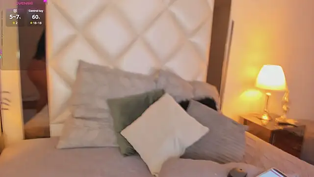 LizzCarter  online show from 05.18.26
