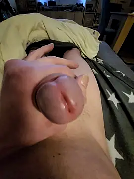 Snapshot of Stefan18cm44j chatting on 03.24.26 Stefan18cm44j online show from 03.24.26