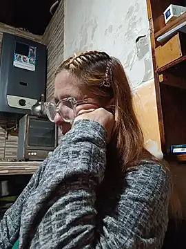 Snapshot of cari75 chatting on 06.29.26 cari75 online show from 06.29.26