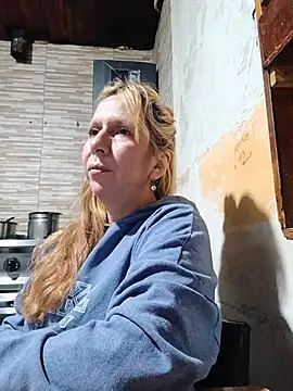 Snapshot of cari75 chatting on 07.16.26 cari75 online show from 07.16.26