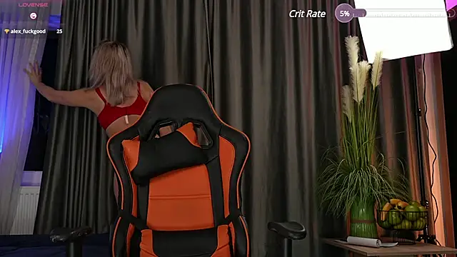 Snapshot of creampussyy chatting on 03.18.25 creampussyy online show from 03.18.25