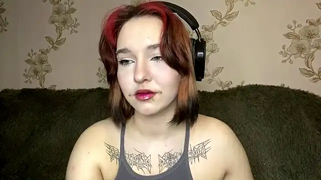 EmilyVeiro online show from 03.11.26