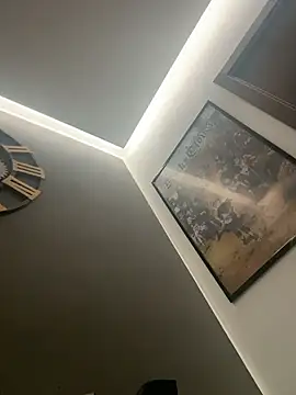 Snapshot of rich_papi chatting on 12.15.25 rich papi online show from 12.15.25