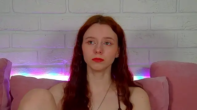 ArinaKubrick online show from 04.28.26