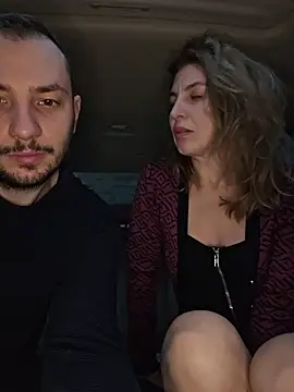 Lovebackground online show from 11.28.25