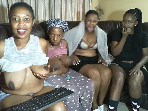 Caramel-goddess18 online show from 03.06.26