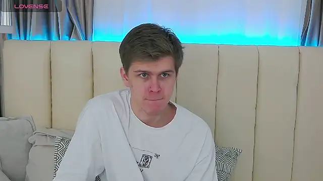 Snapshot of NickJohnas chatting on 01.15.26 NickJohnas online show from 01.15.26