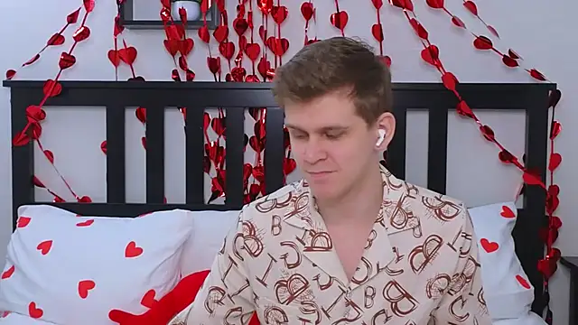 Snapshot of NickJohnas chatting on 02.13.26 NickJohnas online show from 02.13.26