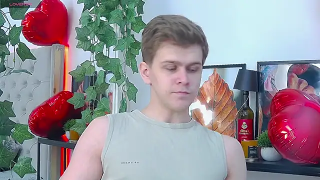 Snapshot of NickJohnas chatting on 02.18.26 NickJohnas online show from 02.18.26