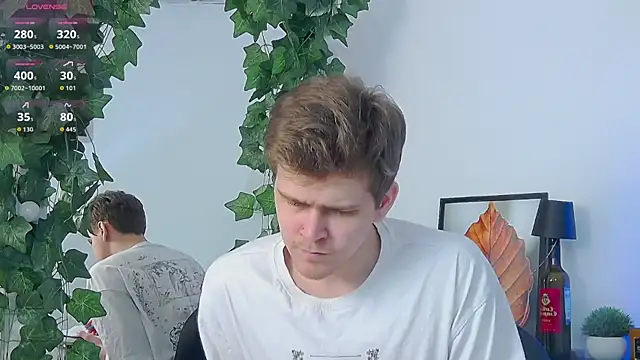 Snapshot of NickJohnas chatting on 03.06.26 NickJohnas online show from 03.06.26