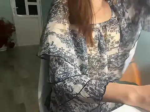 Snapshot of Chichi_86 chatting on 05.15.26 Chichi 86 online show from 05.15.26