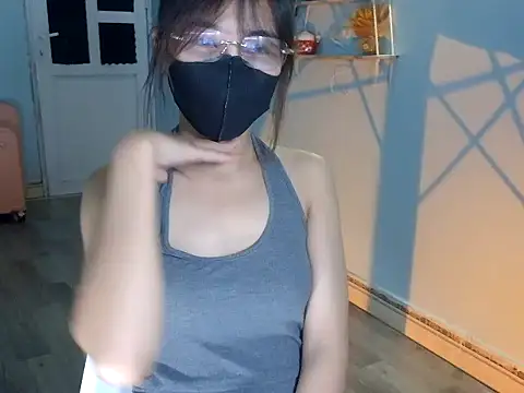 Snapshot of Chichi_86 chatting on 06.20.26 Chichi 86 online show from 06.20.26