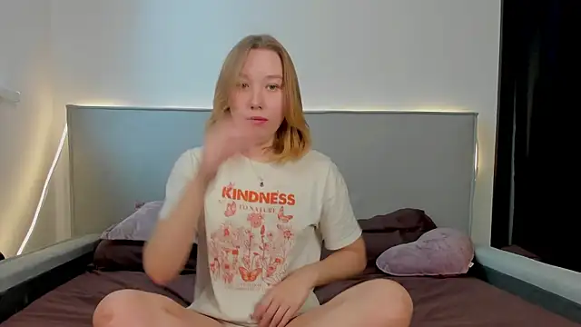 Agatha Mayson online show from 02.21.26