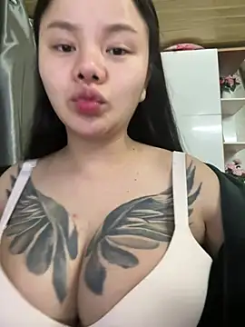 leo-kitty online show from 02.09.26