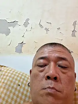 Snapshot of liabcdww chatting on 12.16.25 liabcdww online show from 12.16.25