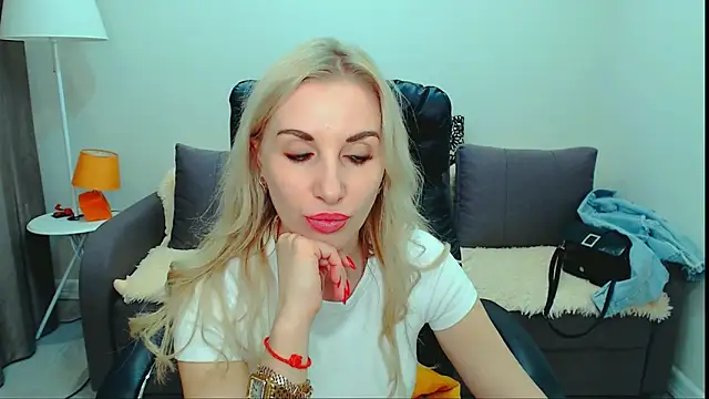 Hanna--Sweet online show from 05.16.26