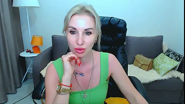 Hanna--Sweet online show from 05.21.26