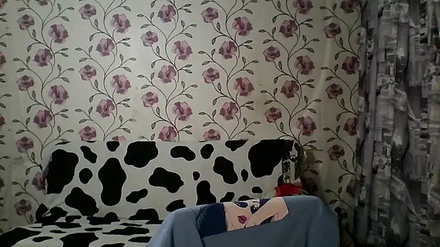 Snapshot of nika_smily chatting on 12.14.25 nika smily online show from 12.14.25