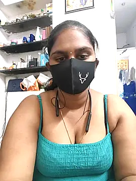Snapshot of pattupattuma27 chatting on 04.01.26 pattupattuma27 online show from 04.01.26