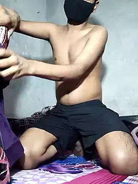 realcouple71 online show from 01.13.26