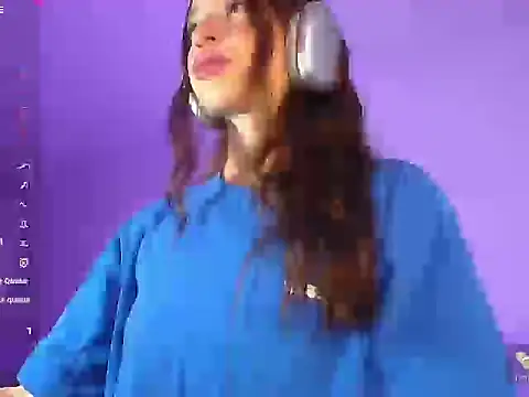 Snapshot of alina_lee chatting on 01.14.26 alina lee online show from 01.14.26