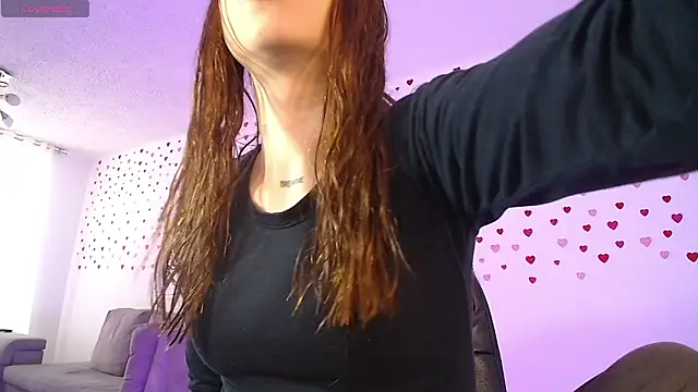 Snapshot of alina_lee chatting on 02.22.26 alina lee online show from 02.22.26