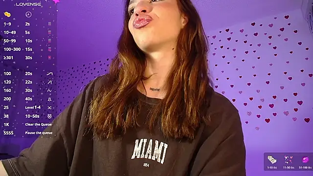 Snapshot of alina_lee chatting on 02.24.26 alina lee online show from 02.24.26