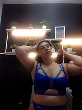 Snapshot of ValeryDuran chatting on 04.10.26 ValeryDuran online show from 04.10.26