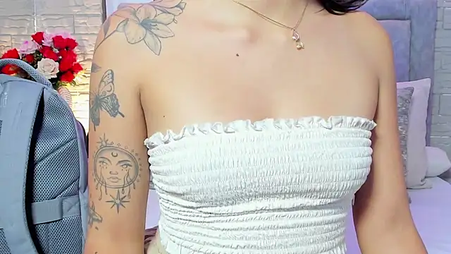 LanaRouse online show from 02.22.26