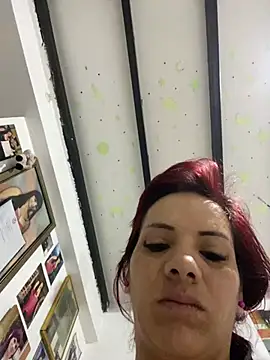 Scarlett  Noir online show from 02.01.26