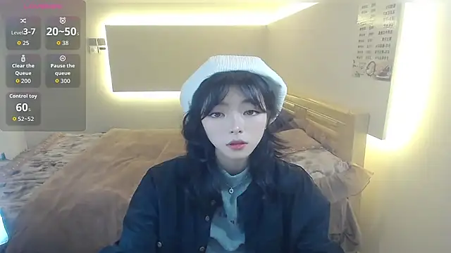 Snapshot of PPD1212 chatting on 12.16.25 PPD1212 online show from 12.16.25