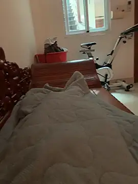 Snapshot of Phuc214055 chatting on 12.15.25 Phuc214055 online show from 12.15.25