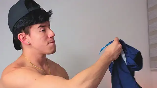 maxxcooper1 online show from 01.13.26