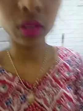 Snapshot of sexy_shital chatting on 05.19.26 sexy shital online show from 05.19.26