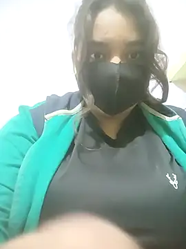 Yaya 345 online show from 12.17.25