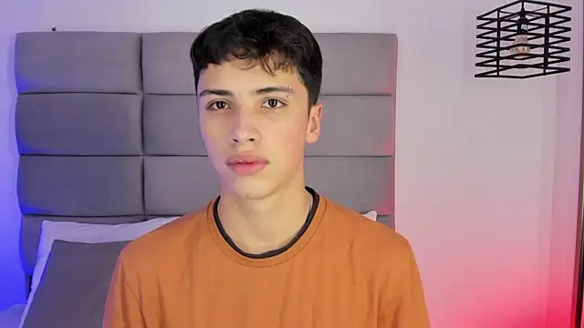 JoshClaarktt online show from 07.03.26