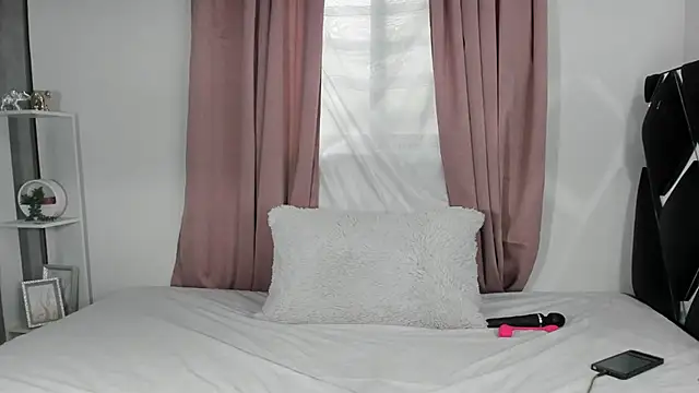 Annyeliz online show from 06.09.26
