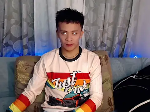 ur twinkKirk6969 online show from 05.11.26