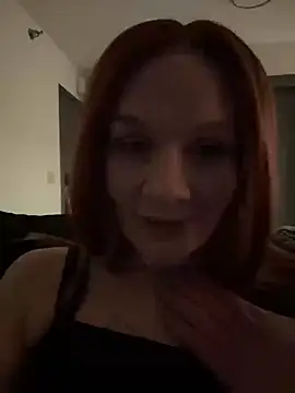 Snapshot of bluntbeautyxo chatting on 03.13.26 bluntbeautyxo online show from 03.13.26