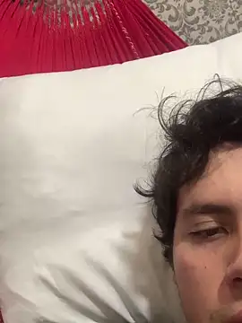 Snapshot of valentinamoreira_safadaox chatting on 12.13.25 valentinamoreira safadaox online show from 12.13.25